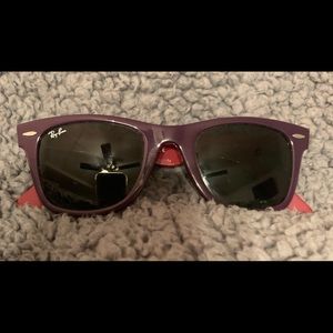 Ray-Ban Wayfarer sunglasses 😎 pre-owned